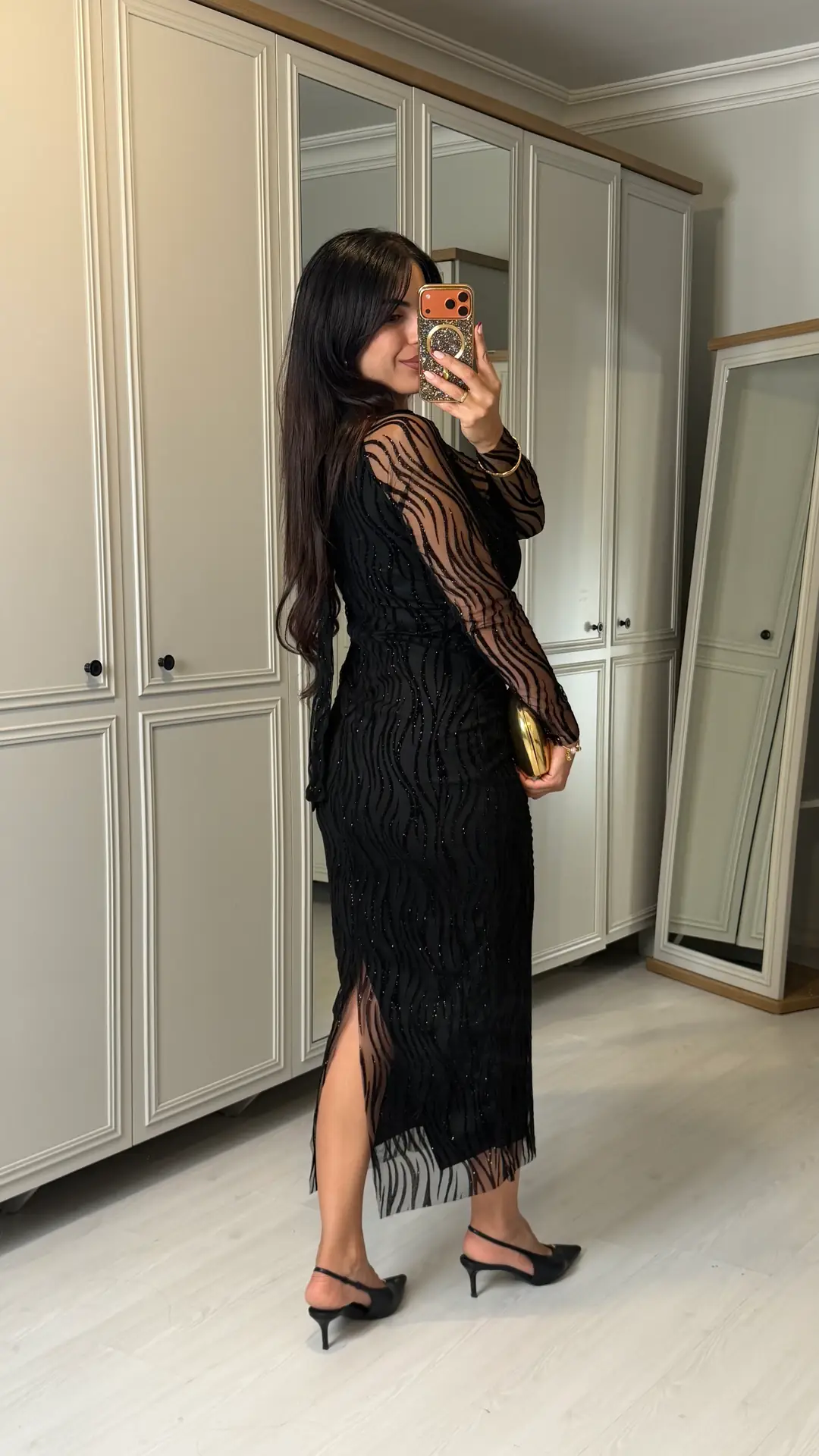 Sily Siyah Simli Gold Tokalı Elbise