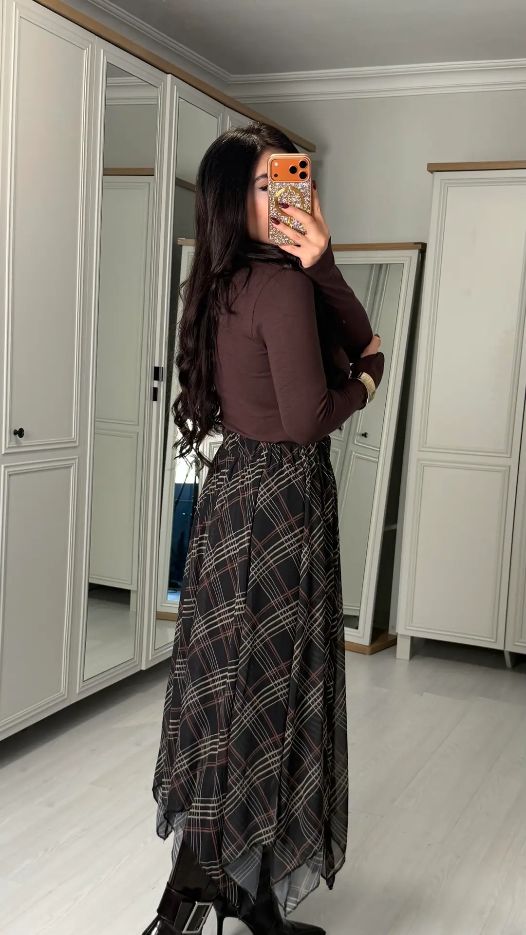 Lify Siyah Asimetrik Kesim Etek