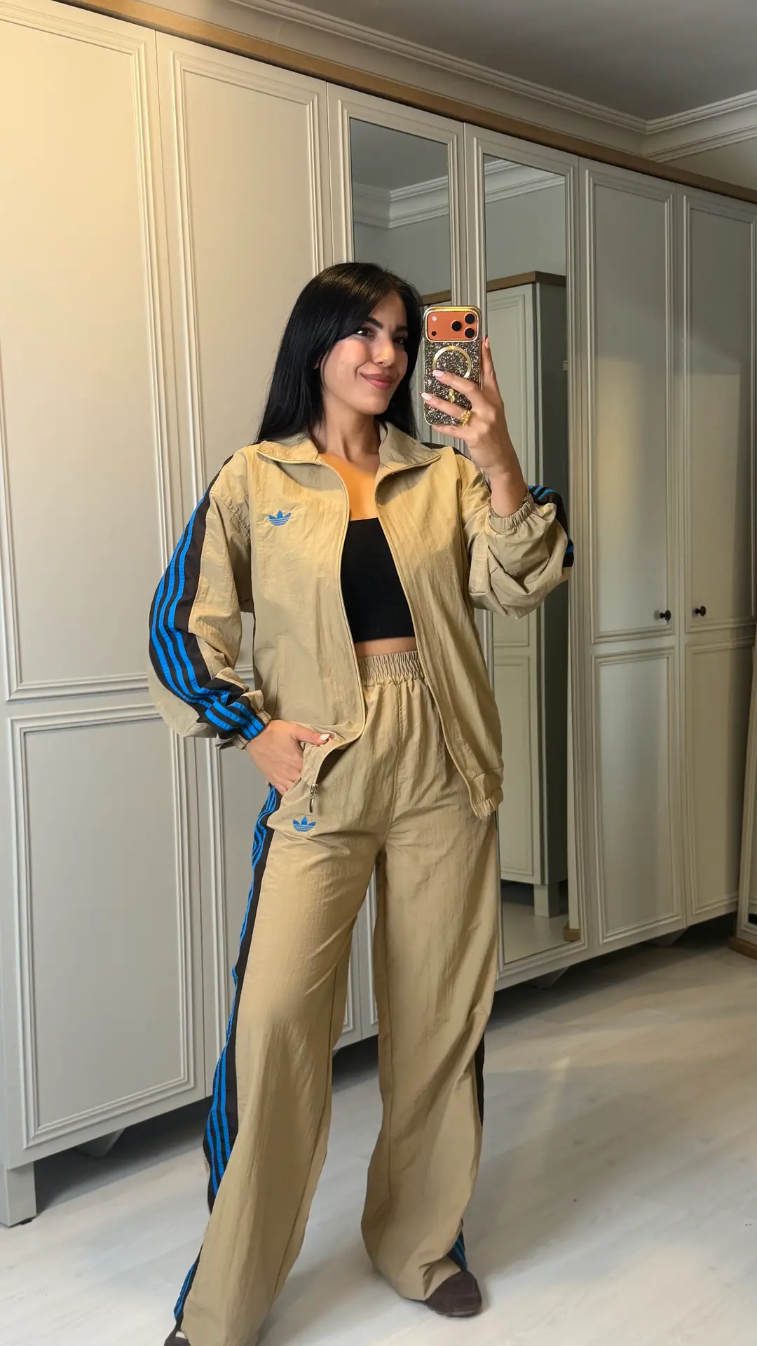 Lika Bej Şeritli Viral İkili Takım