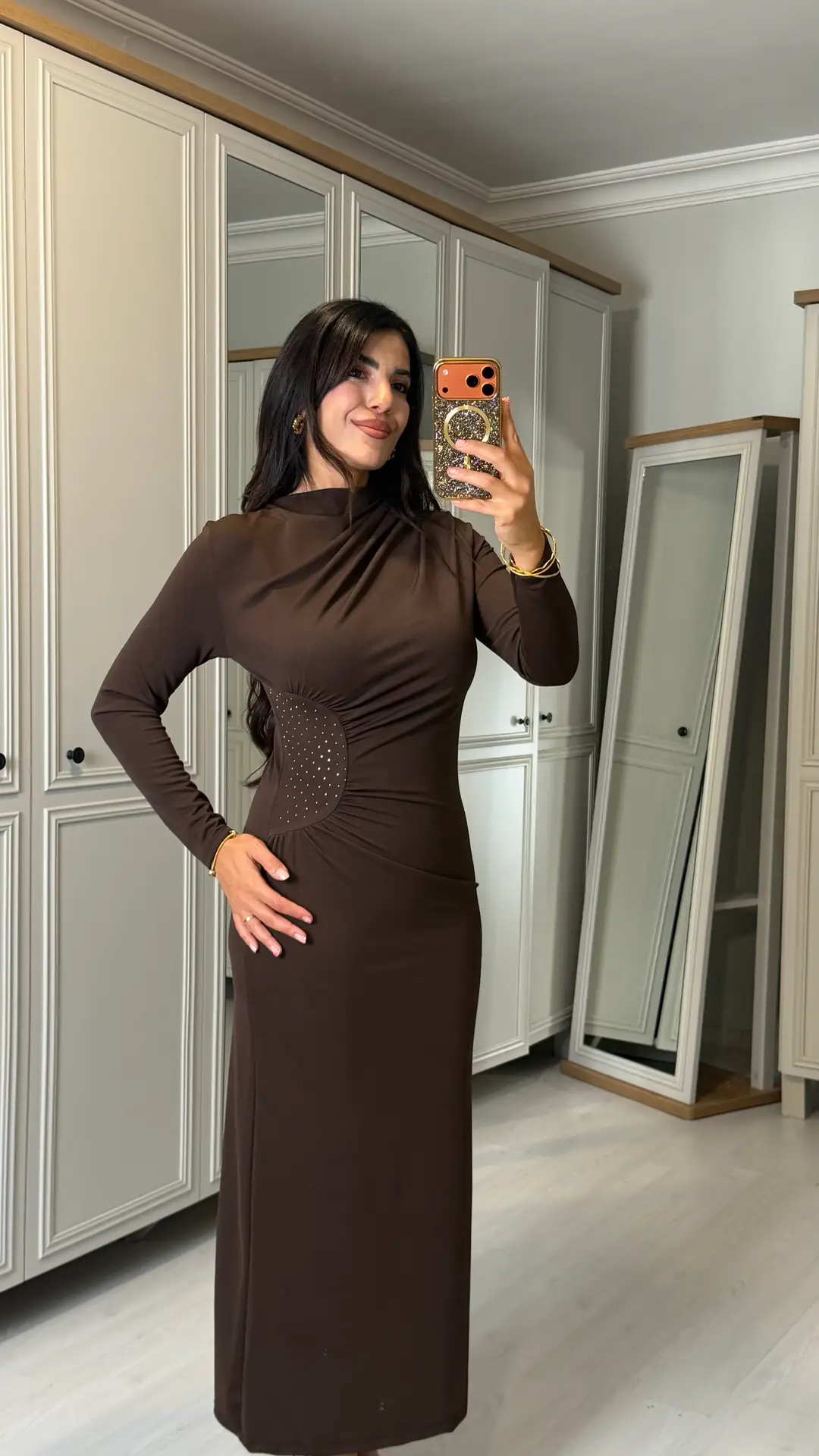 Cera Kahverengi Taş Detaylı Krep Elbise