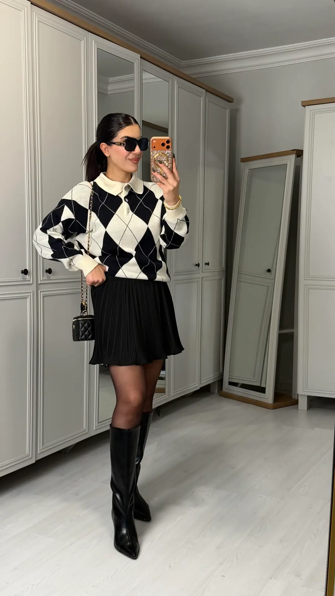 Botros Siyah Pliseli Şort Etek