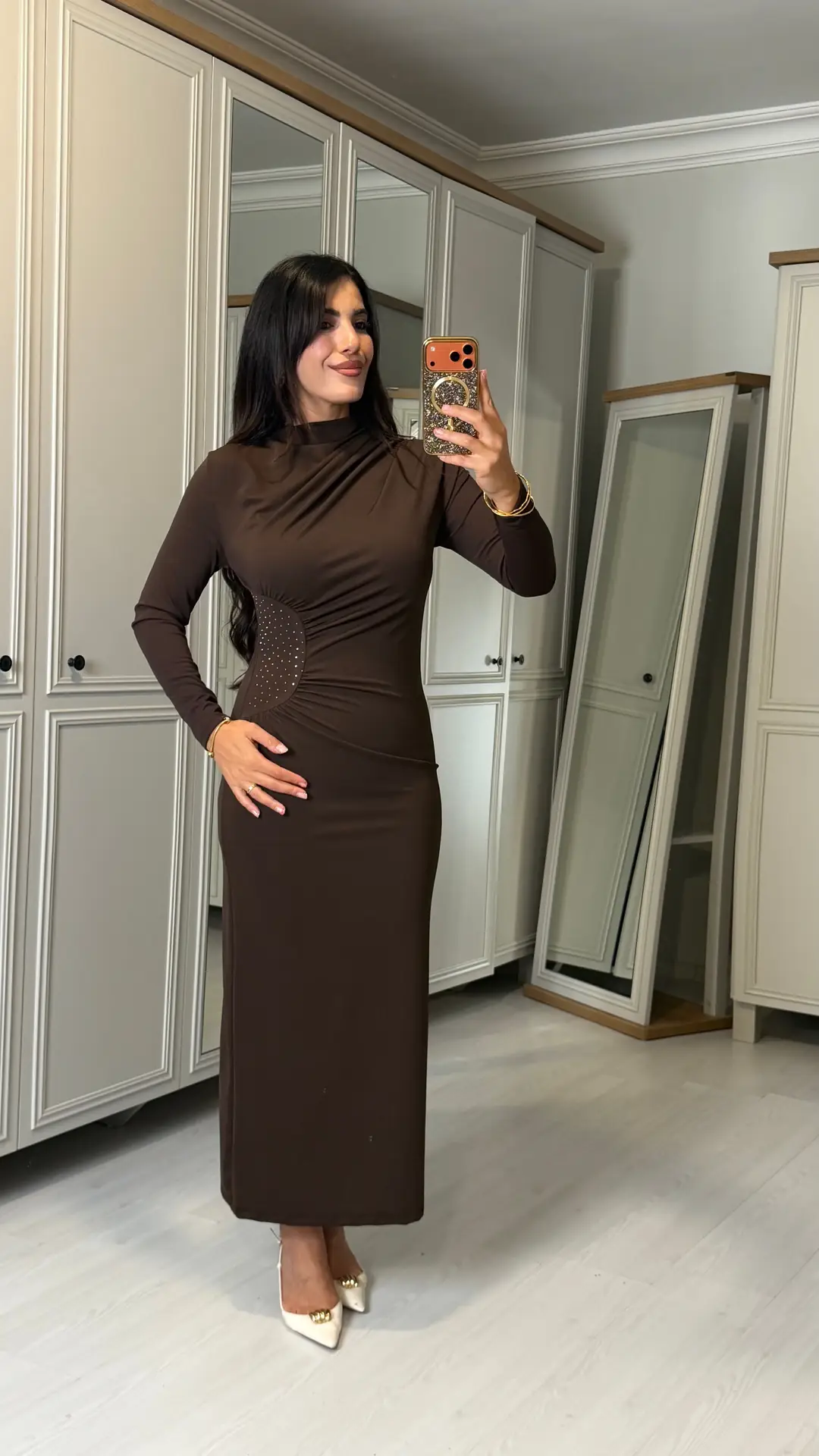 Cera Kahverengi Taş Detaylı Krep Elbise - Kahverengi
